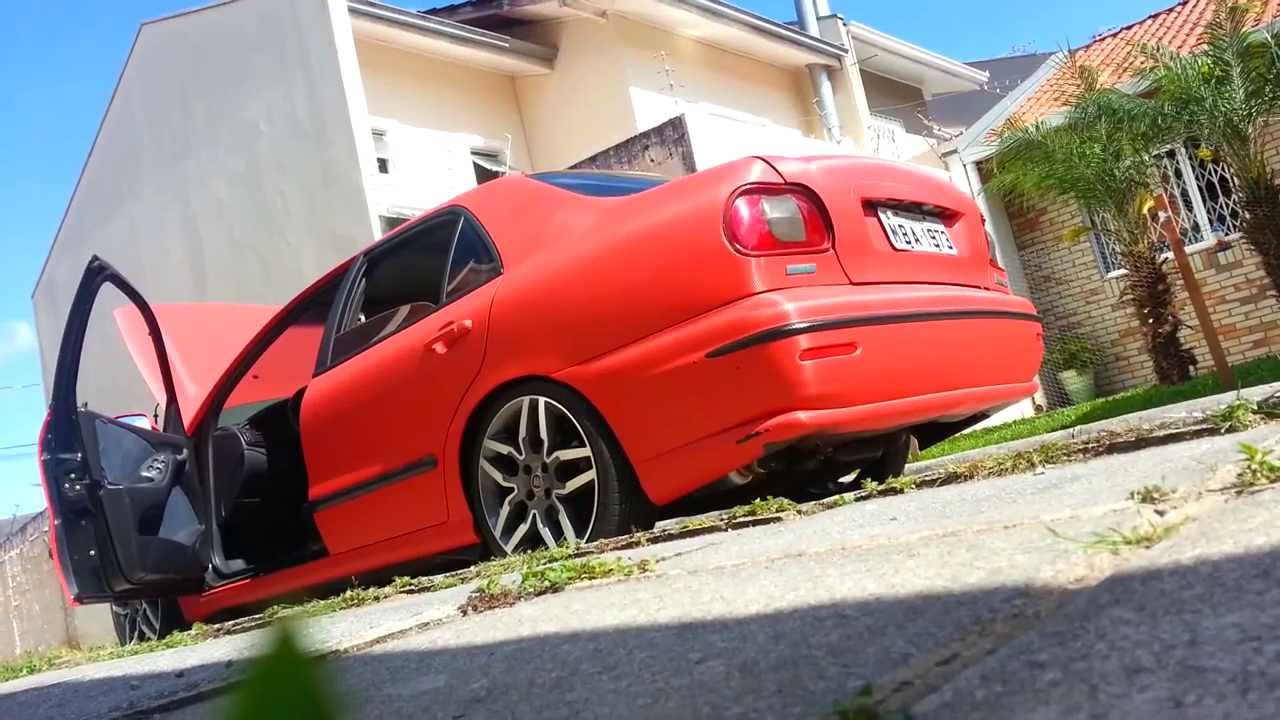 Marea 2.4 20v aspirada plotada de vermelho carbono
