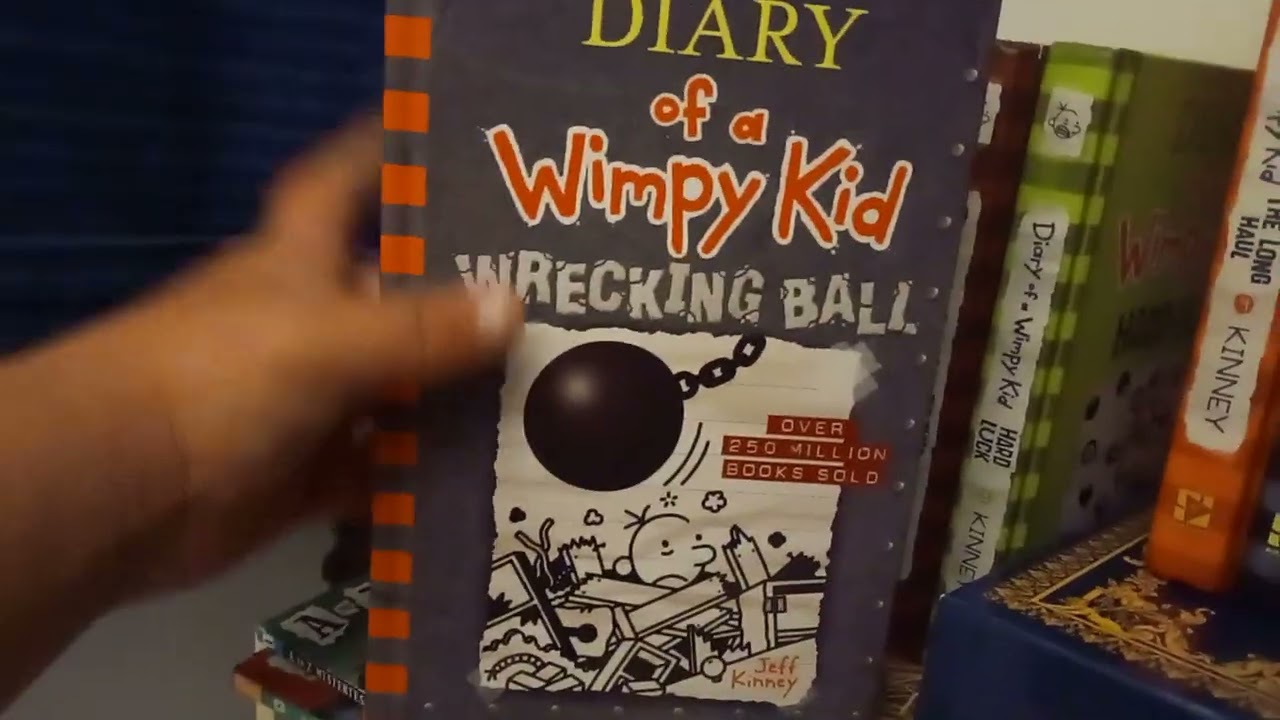 Diary of a Wimpy Kid book collection📚