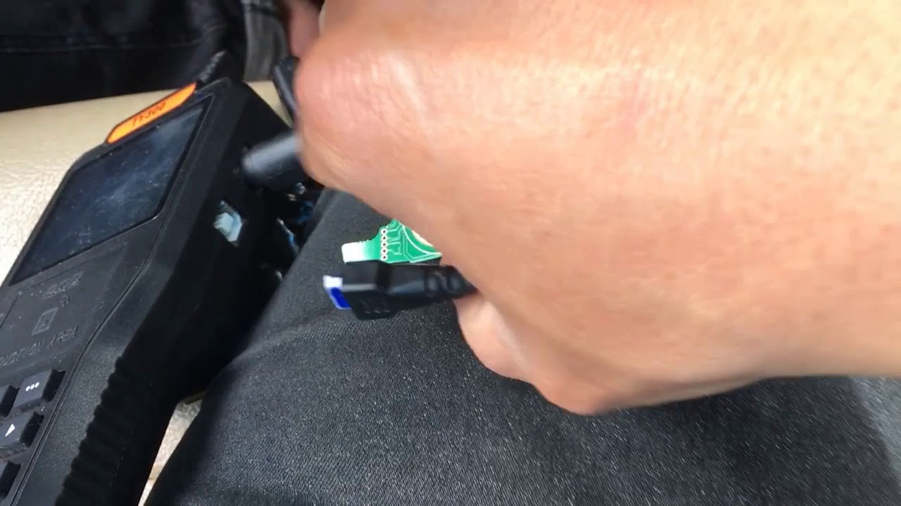 Program remote Ford ESCAPE 2005 by KEYDIY or TY300