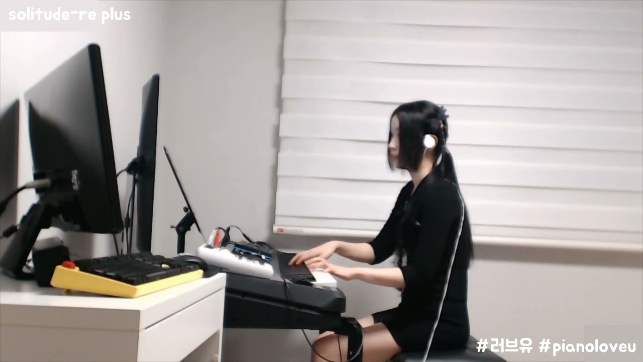 solitude-re plus 피아노연주
