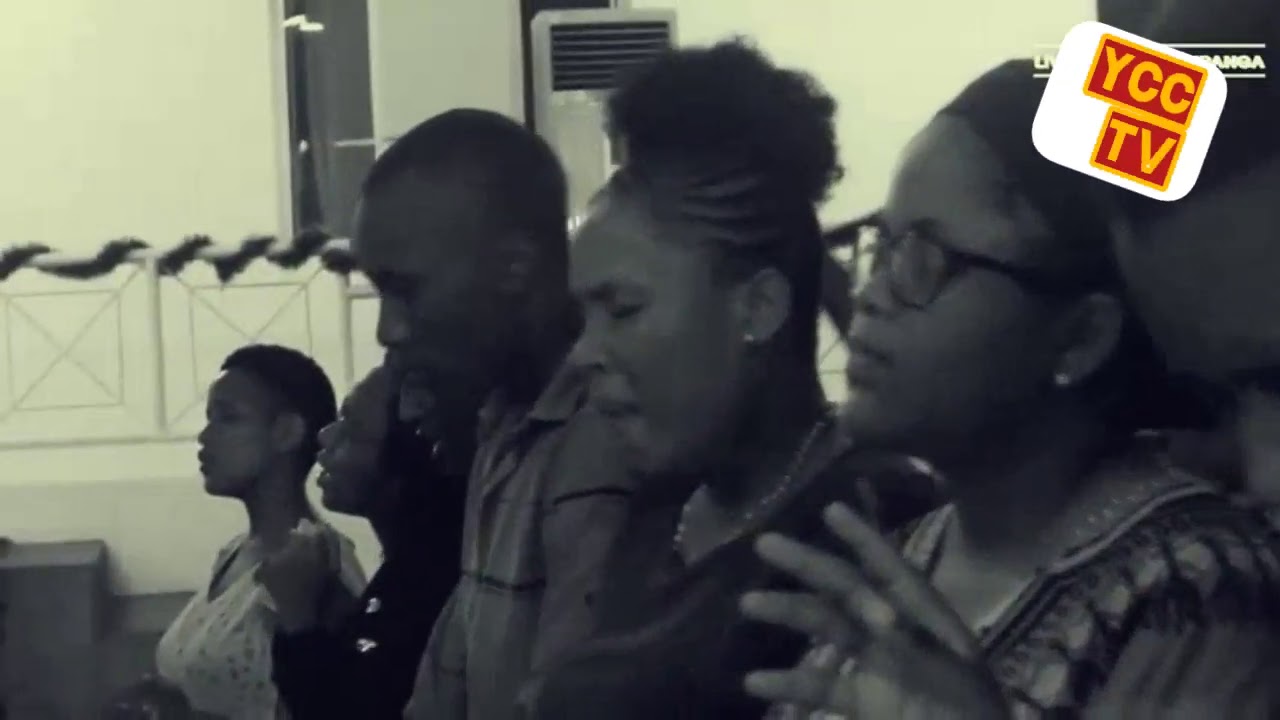 SONG:Manukato. Live worship from CCC Upanga by Gwamaka Mwakalinga and Mufes praise team