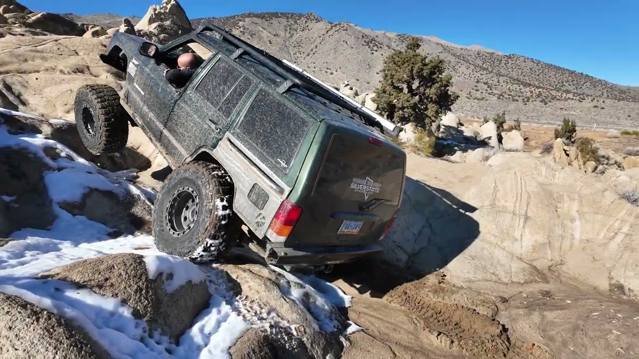 XJ takes on Moonrocks