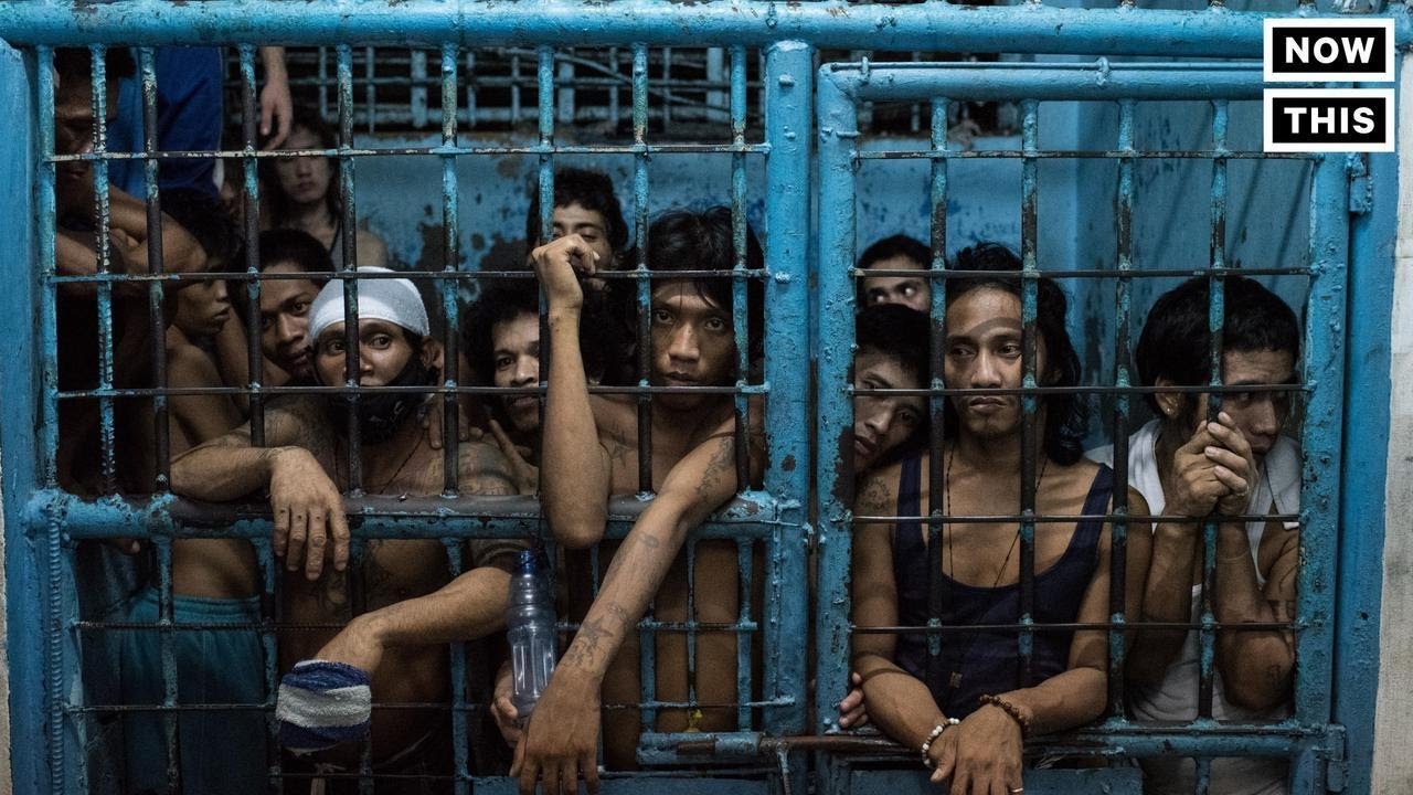 Trump Reportedly Supports Philippines President's Brutal Anti-Drug Campaign | NowThis