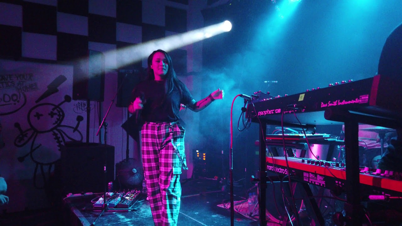 80 Miles - Glades (Live in Singapore)