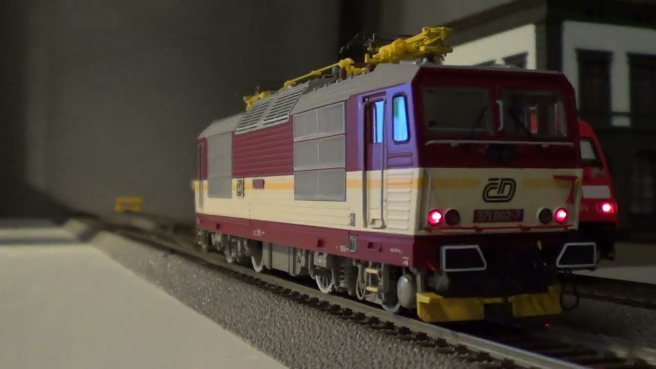 Roco 71232 Zimo sound BR 371CD + Piko 51100 XP5.1 soundSD BR101 DB