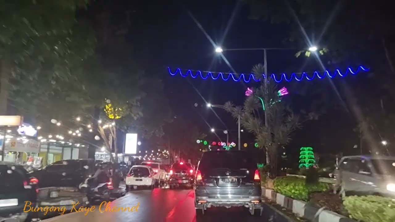 KELILING KOTA LANGSA MALAM HARI, GEMERLAPNYA SUDAH KAYAK MEDAN AJA