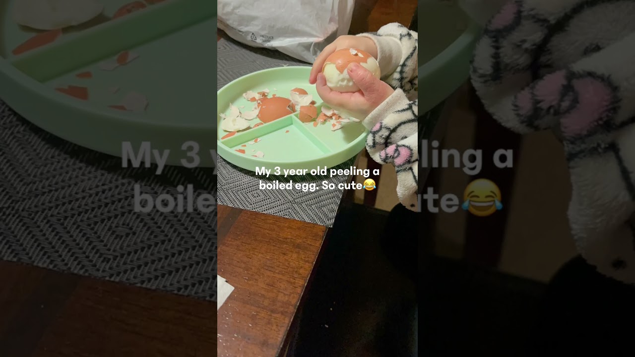 My 3 year old peeling a boiled egg. So cute😂 #crazyegg #eggsandwich #eggenthusiast #eggy #eggwatch