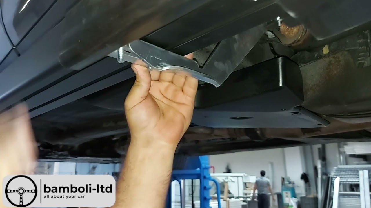 How to install Range Rover Evoque Dynamic 2012+ running board