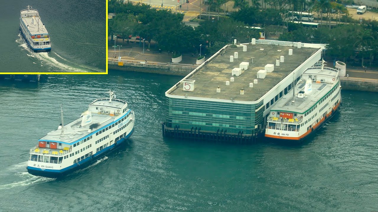 [新渡輪]三層船「新光」靠泊中環5號碼頭 ,  Triple Deck Vessel 「新光 XIN GUANG」berthing Central Ferry Pier No. 5