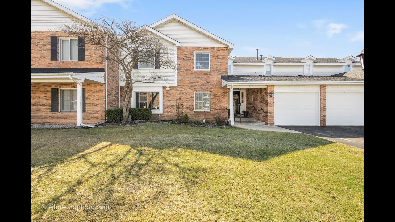 Mike Maugeri|727 Maplewood Court, Unit A|Willowbrook, IL|ColdwellBankerHomes.com