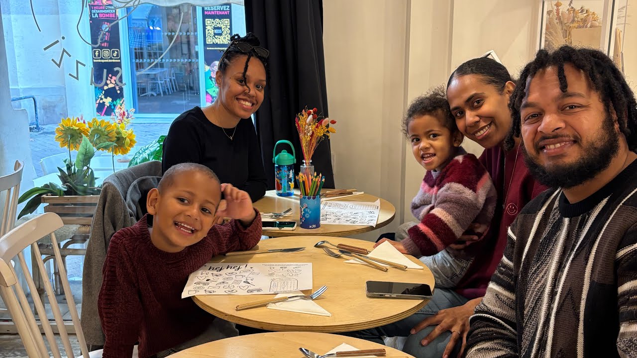 Brunch with the fam. 🥰
