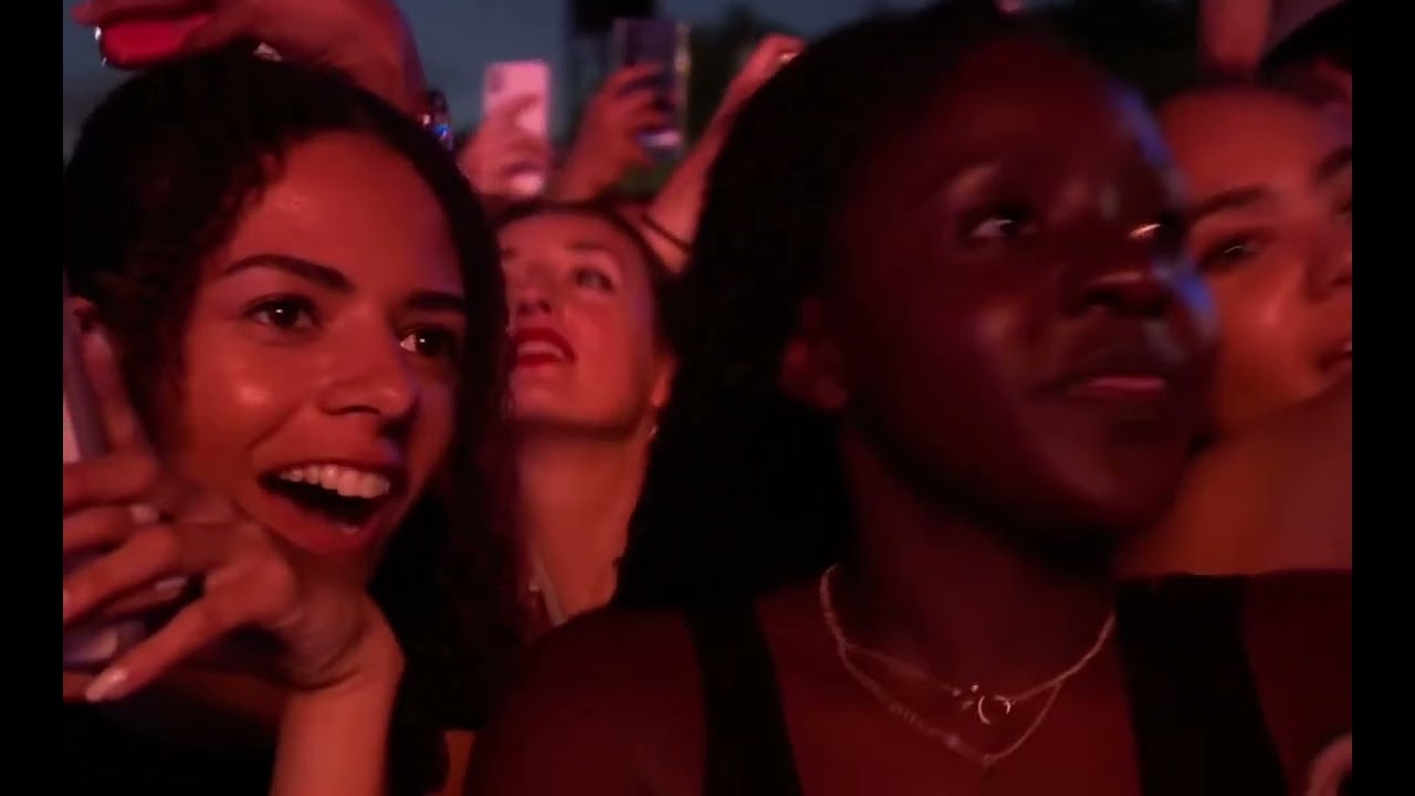 Cardi b WAP live wireless