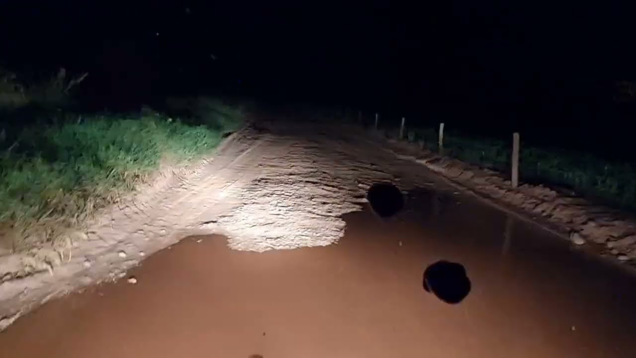 Couro e pancada a noite 