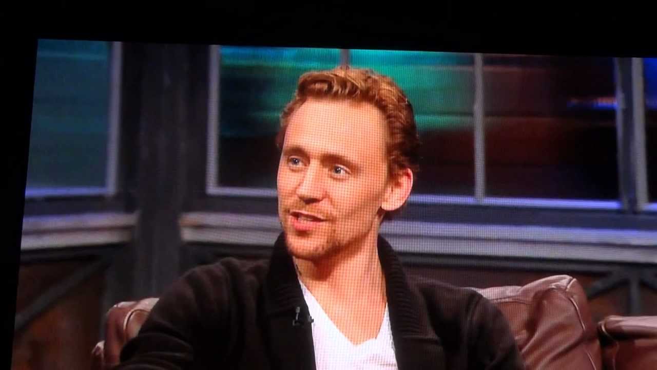 Mark Hoppus interviews Tom Hiddleston (Hoppus On Music)