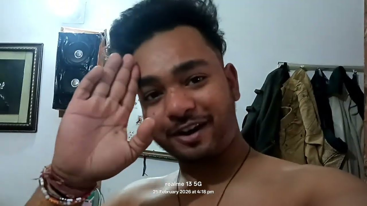 Bhai ne Bal Katwa diye icecream banai 🤟🤟#raghav #vlog #8#funny 