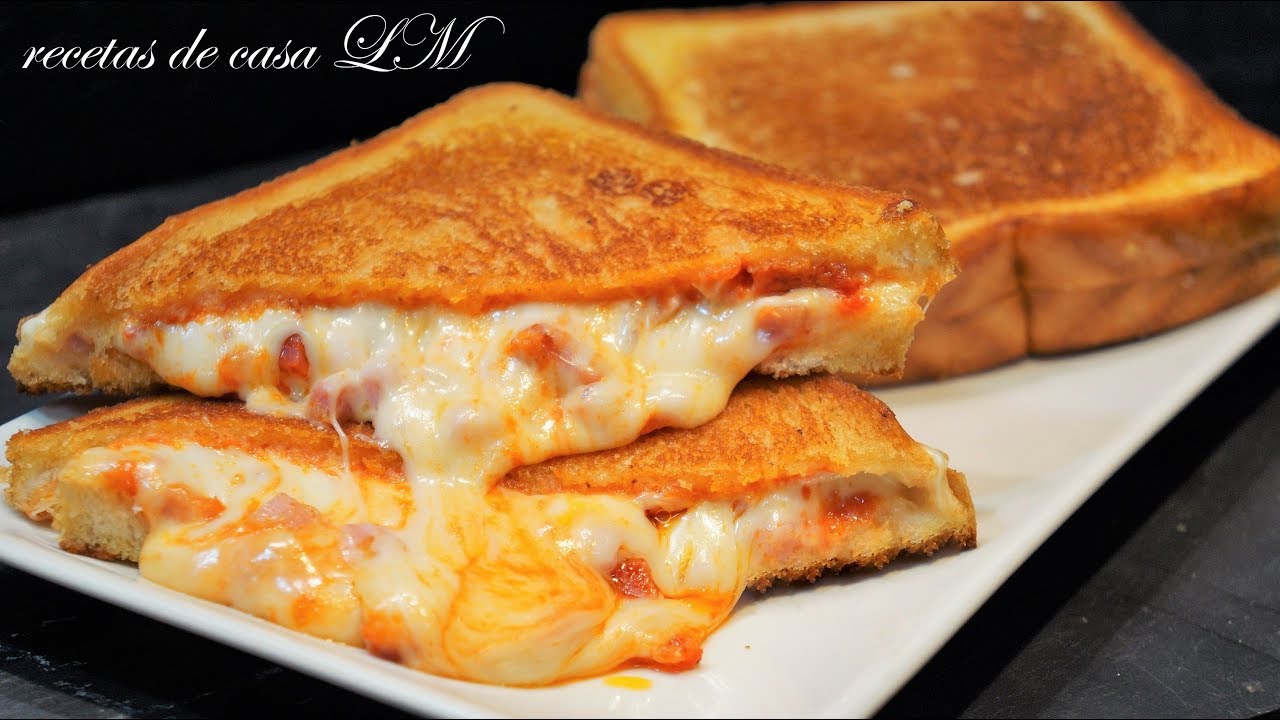 SANDWICH DE PIZZA BREAD PIZZA SANDWICH
