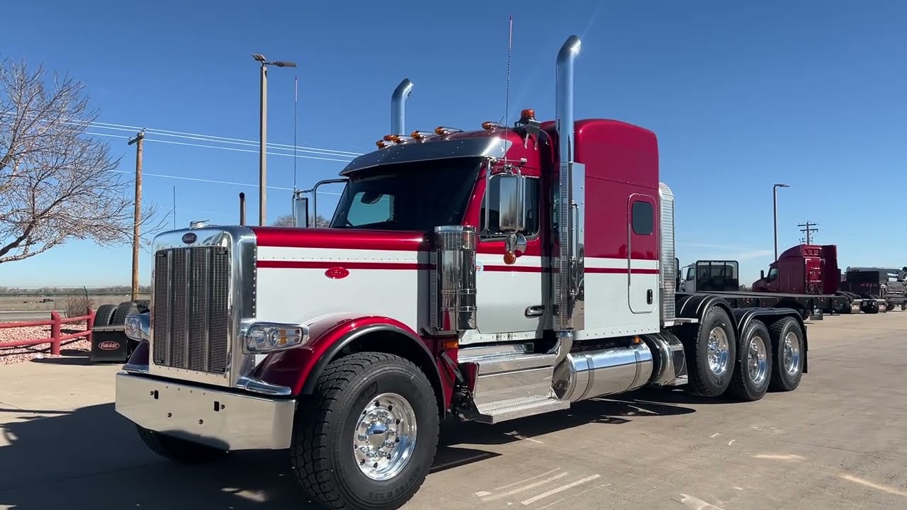 Peterbilt 589 Heavy Haul 2025 года — 4 оси, 605 Cummins X15/2050TQ, 18 скоростей.
