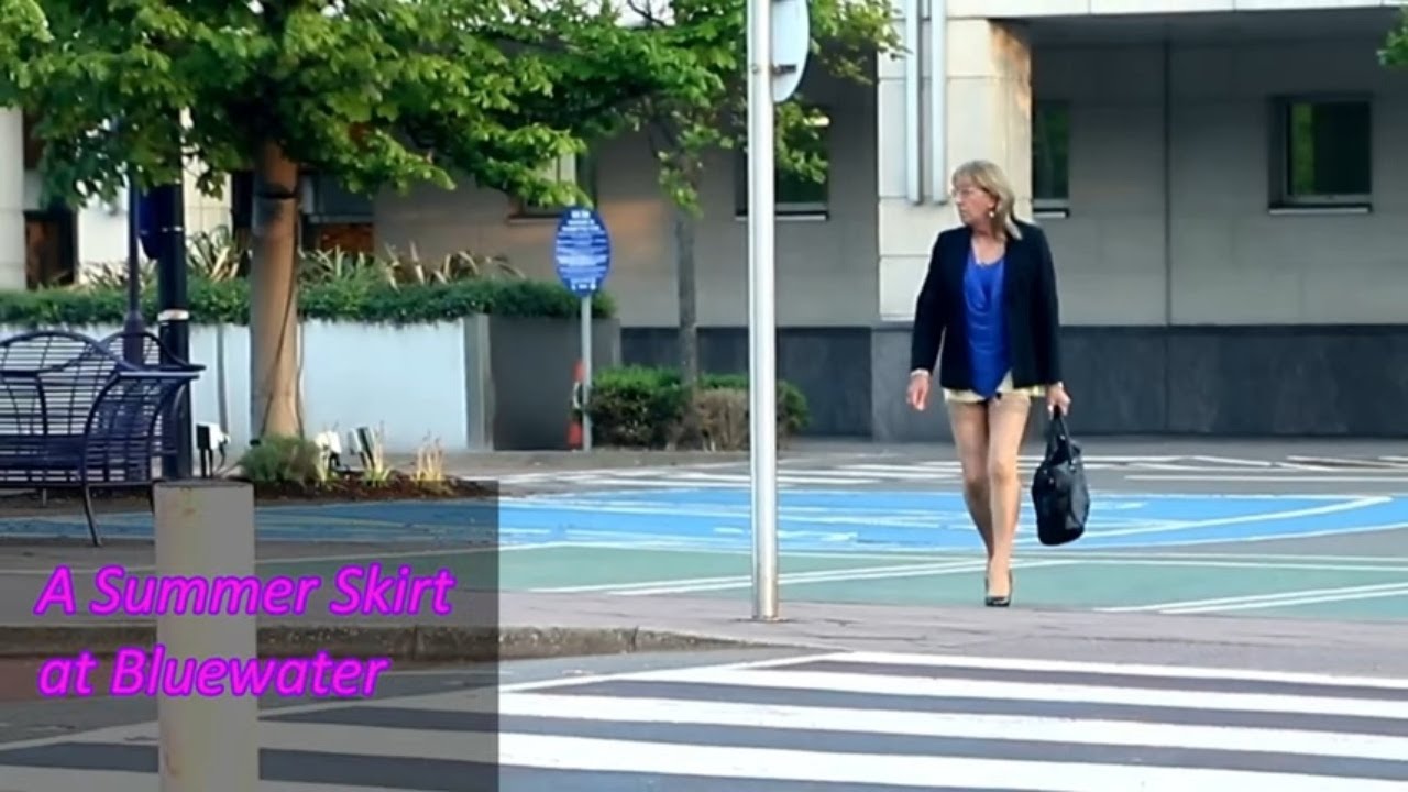 A Summer Skirt at Bluewater