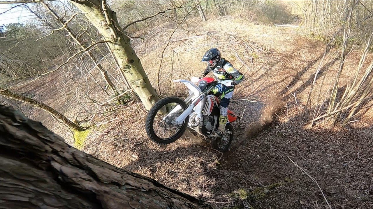 125 2-STROKE BATTLE !