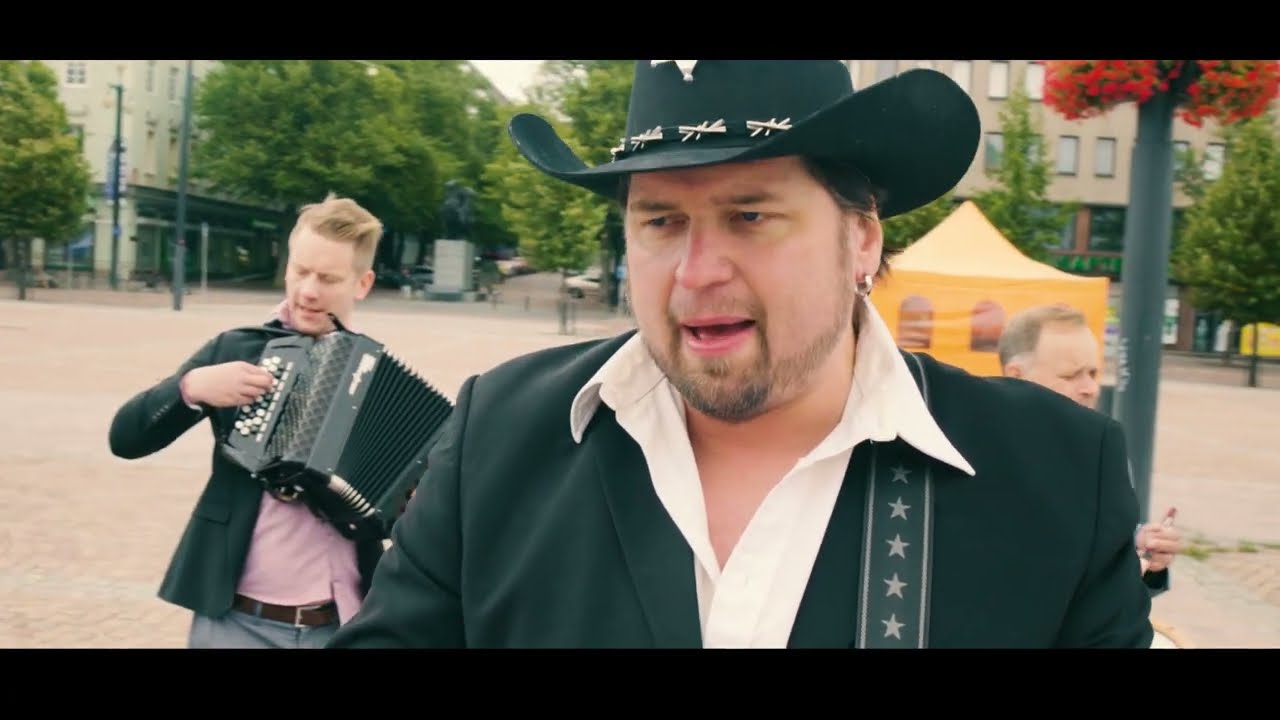 Lipa Liukkonen & Laitakadun kulkijat: Asun Lahdessa