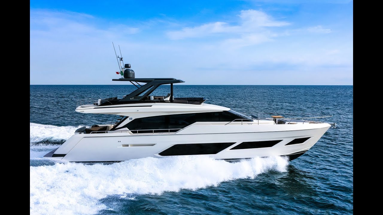 Luxury Flybridge Yacht - Ferretti Yachts 720 - Ferretti Group America