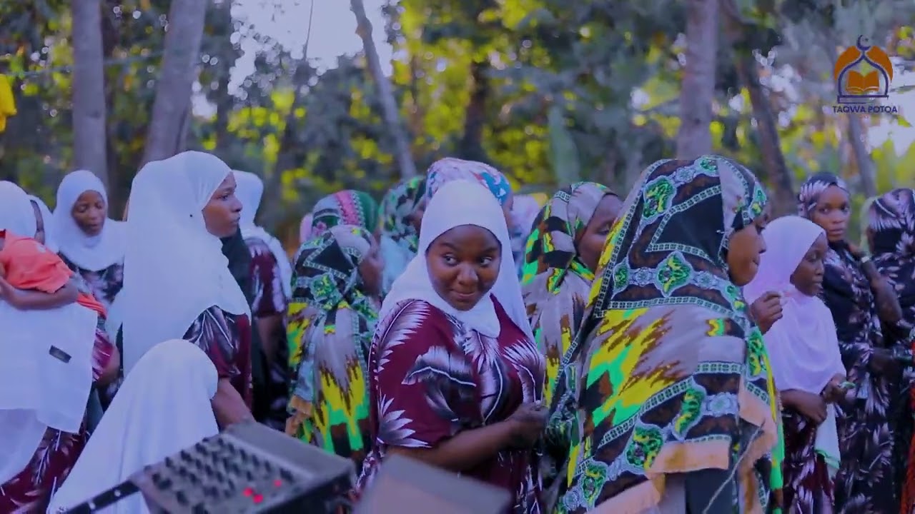 LIVUMALO MITAANI NIUJUMBE MZURI KUTOKA KWAO TAQWA 