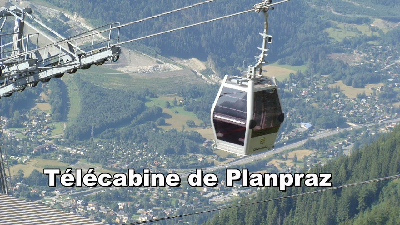 CHAMONIX : Mont&eacute;e en T&eacute;l&eacute;cabine de Planpraz - Br&eacute;vent .mpg