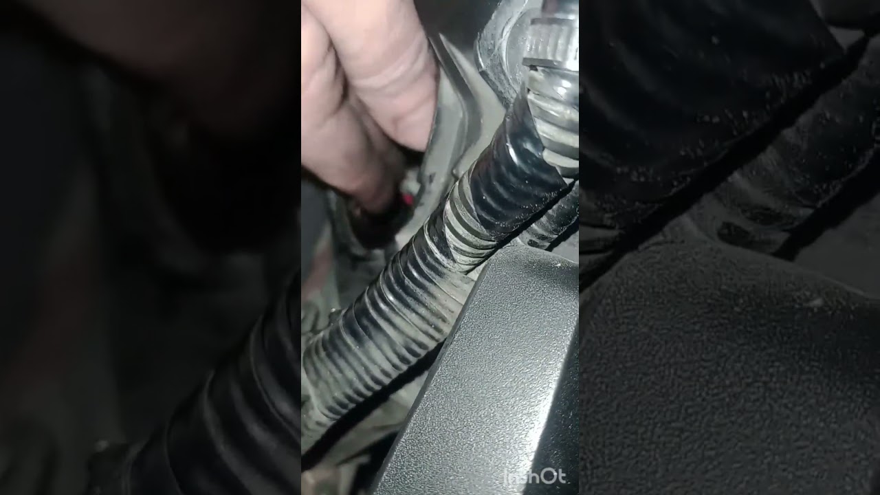Troca das lâmpadas da lanterna do farol da Honda CRV 2011