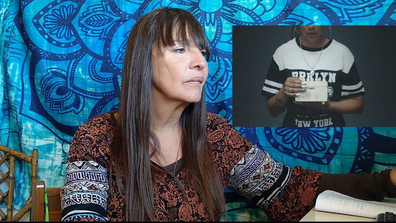 PSICOLOGA REACCIONA A Flor de Rap - Inmarchitable (Vídeo Oficial).