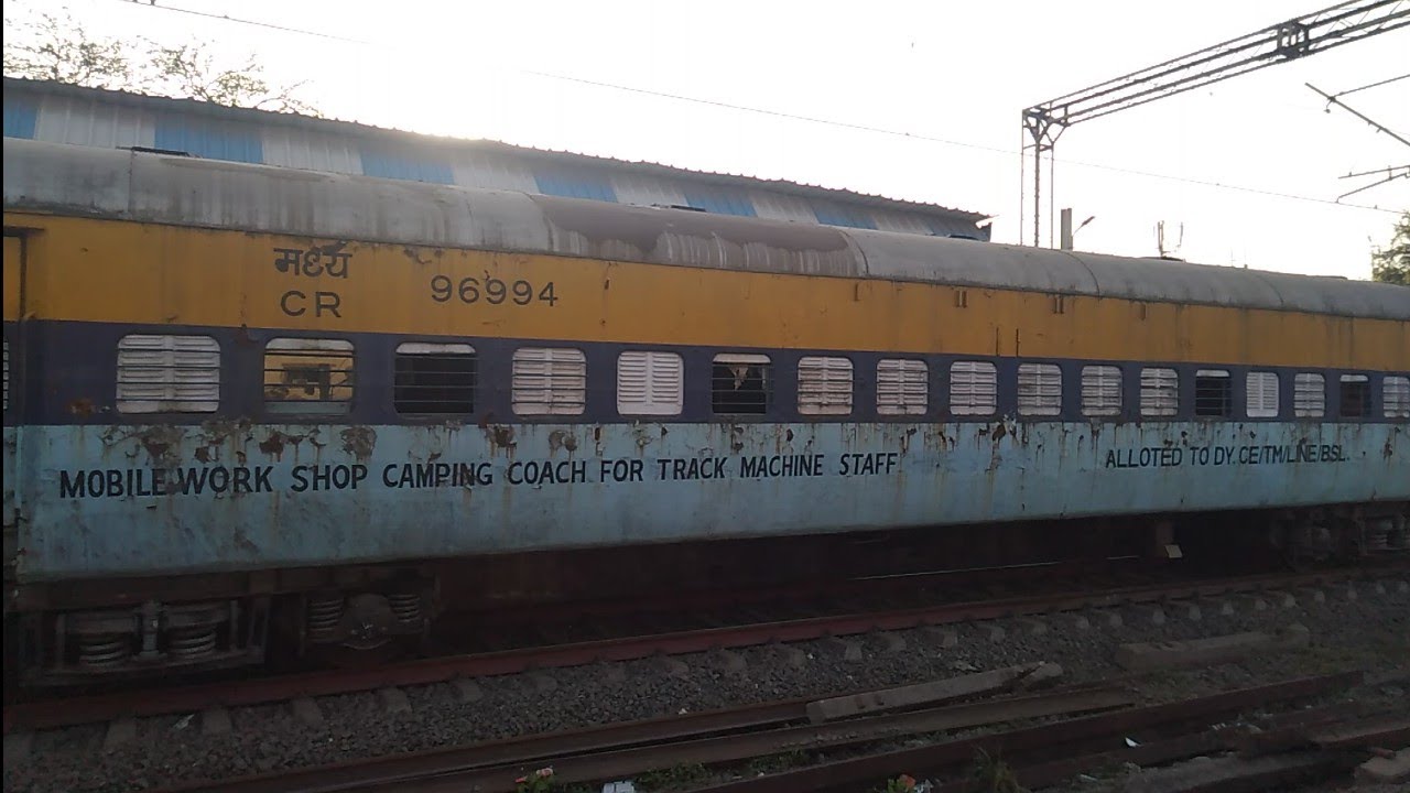 Mobile workshop for track machine staff..