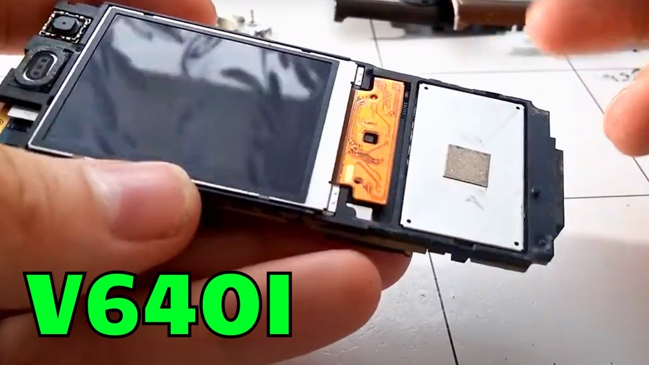 Sony Ericsson V640i – Demontaż i Naprawa (2007)