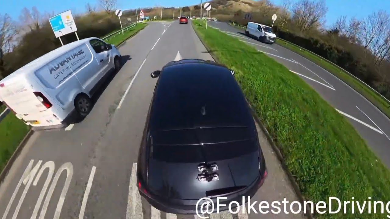 Hawkinge - lots of roundabouts | Folkestone Driving Test Route