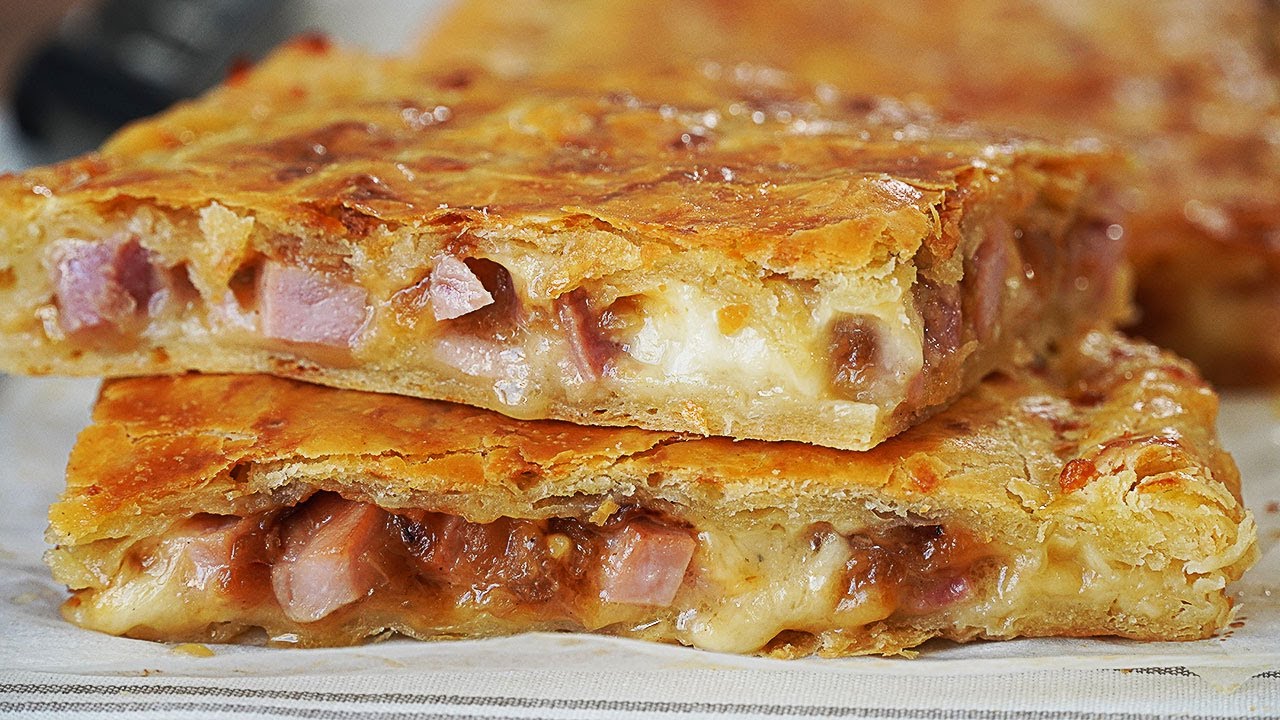 EXQUISITA EMPANADA DE JAMÓN, QUESO Y CEBOLLA CARAMELIZADA CON  MASA CASERA
