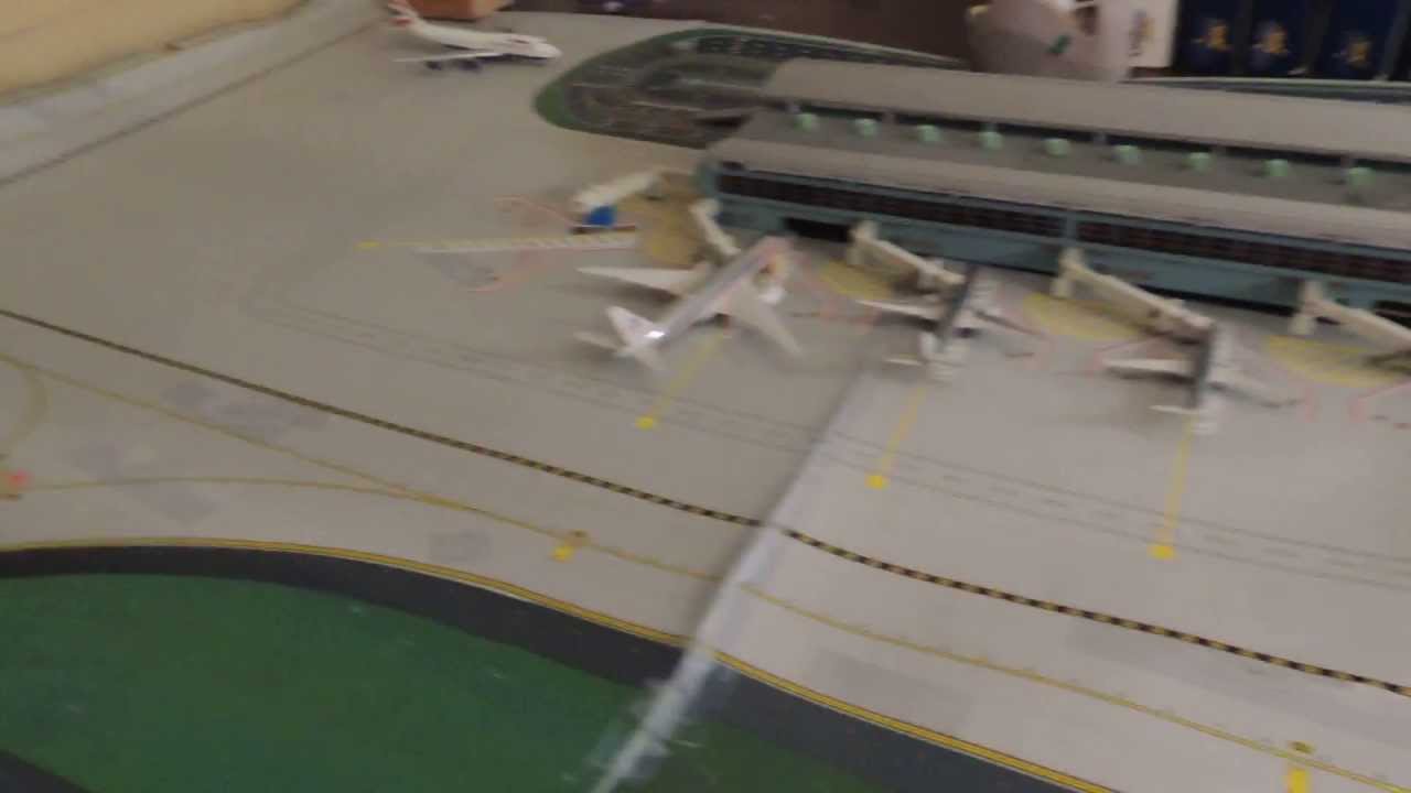 Gemini Jets 1:400 Airport Update (ORD) July 2013