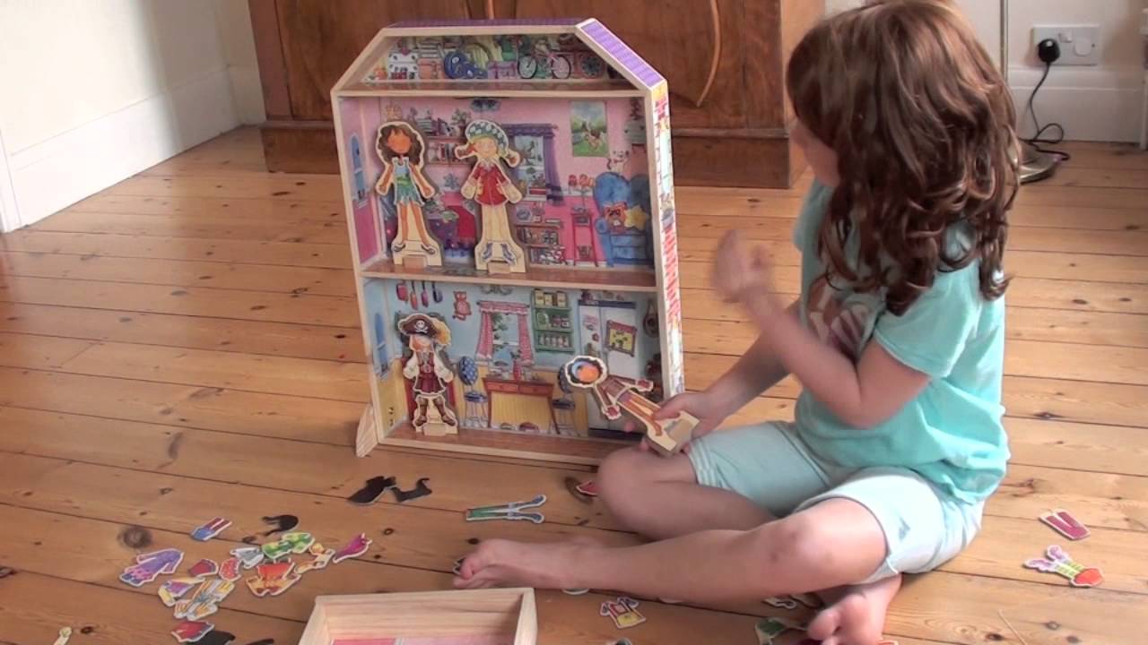 Daisy Girls Magnetic Dress Up Dollshouse - toy review
