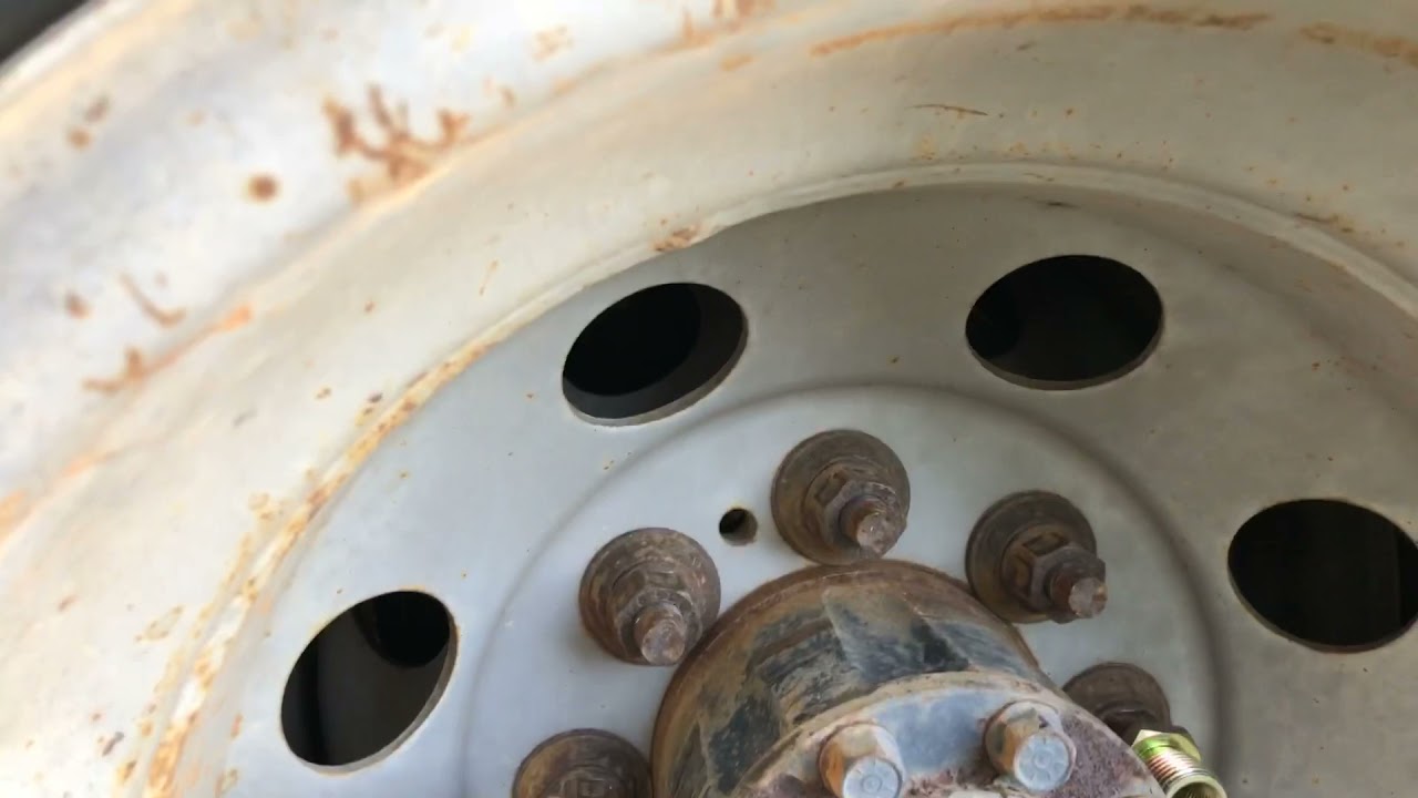 Lug Extenders for Hubcap Style Wheel Simulators