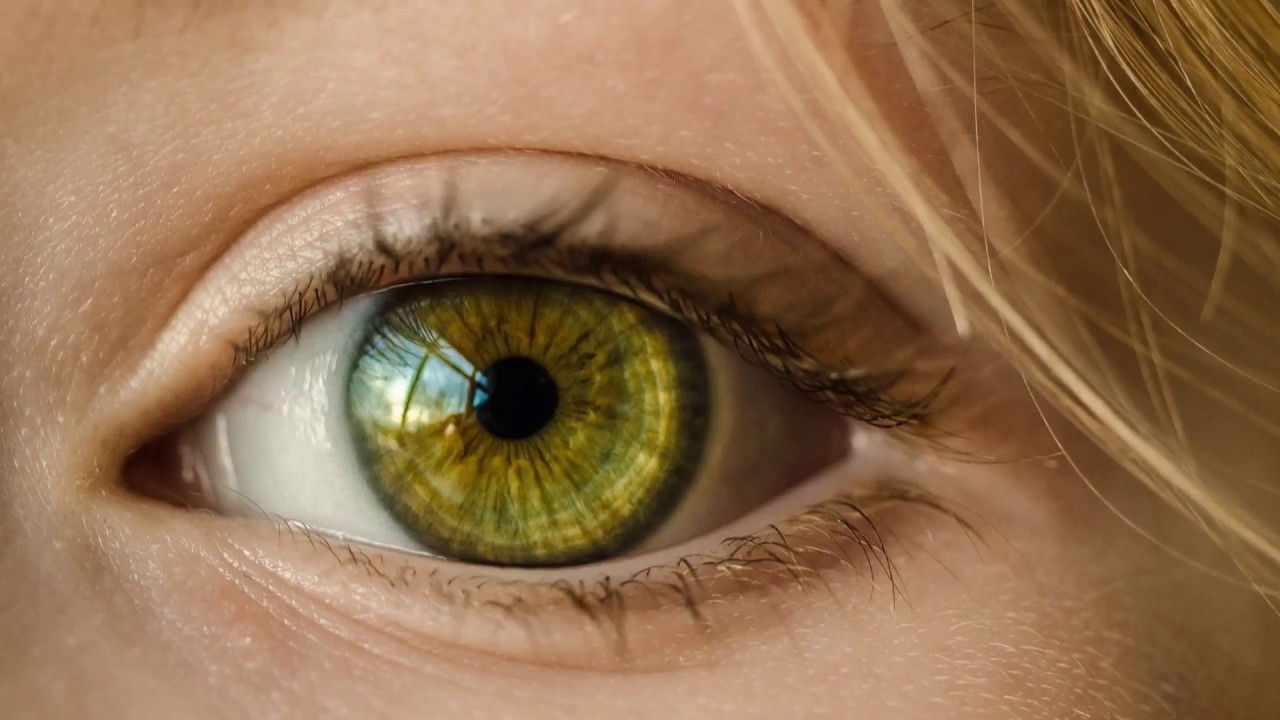 Marek Kwiatkowski - Something in her eyes