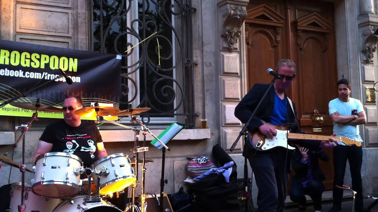 LIVE - 
