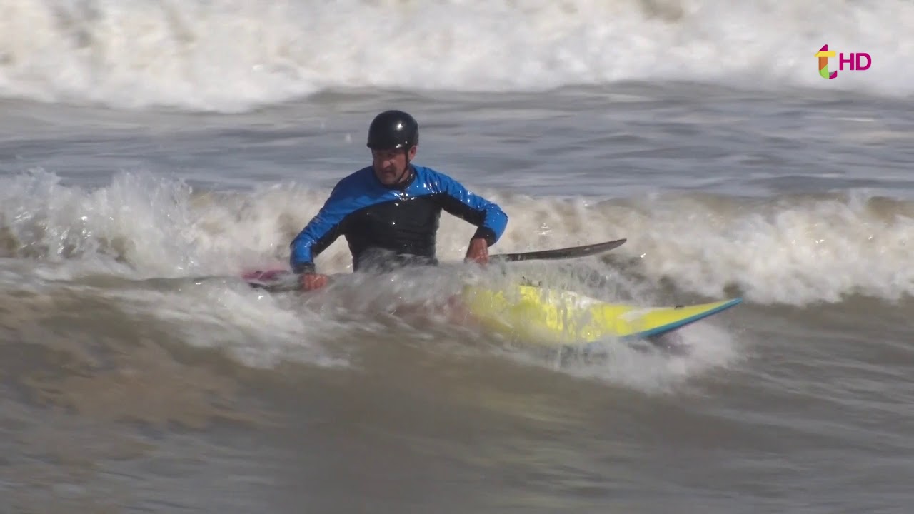 OLIVERAS LA ROMPE CON EL KAYAK SURF