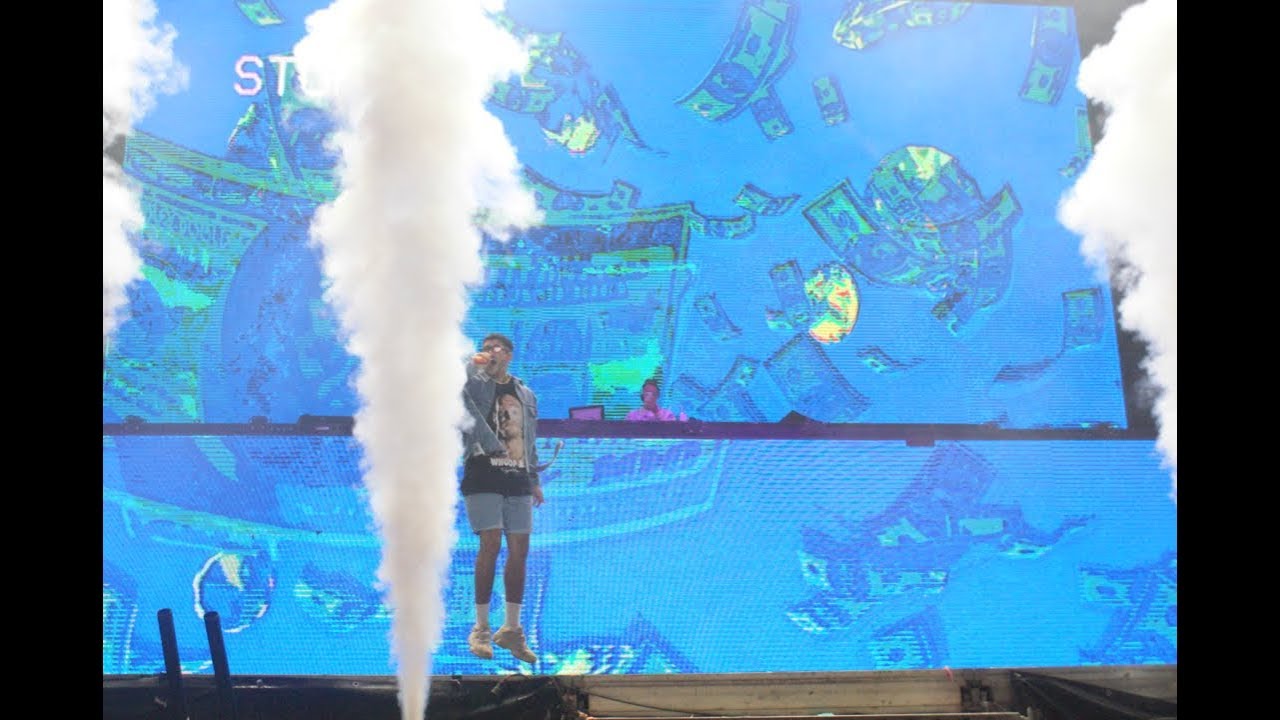 Bad Bunny en el Arenal Sound 2018