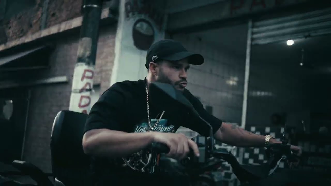 Raflow - Vida de C&atilde;o (PROD. KENNEDYBEATZ) Clipe Oficial