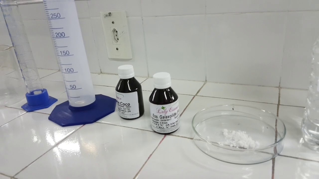 Enfim... como fazer PERFUME.