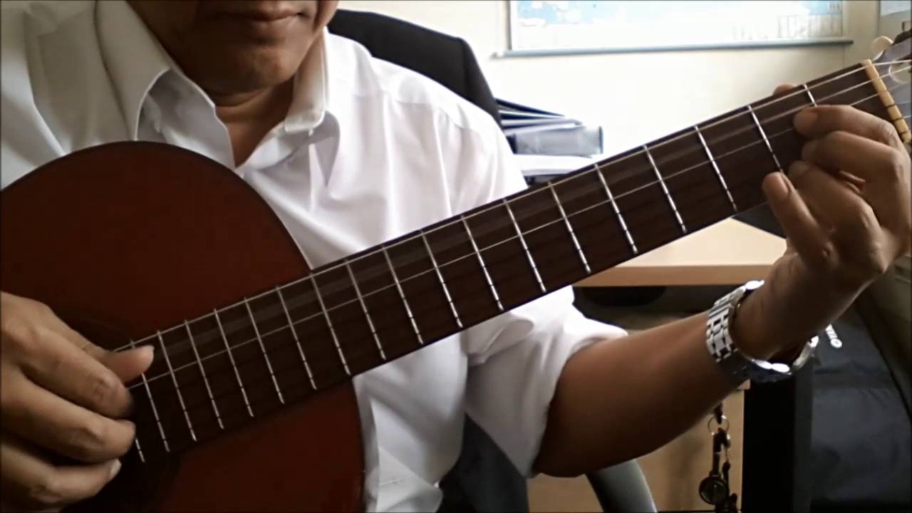 Dia  - Vina Panduwinata / Sheila Majid - Guitar Cover by Bakh Salleh