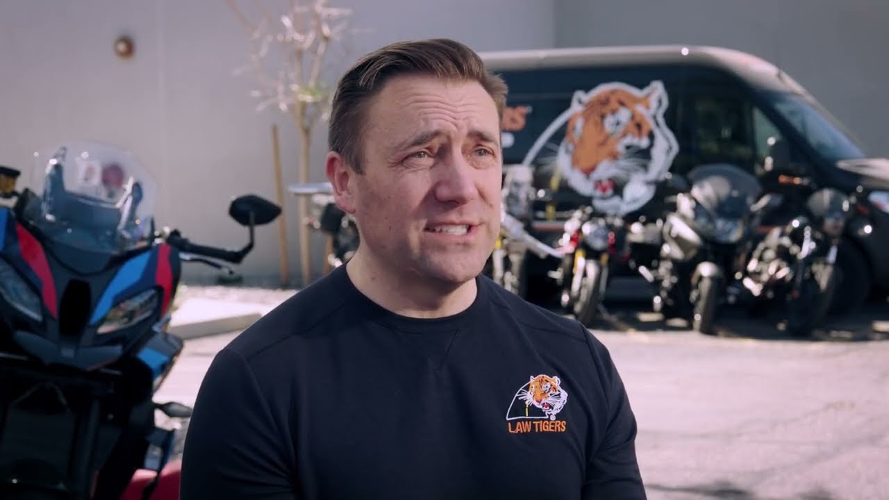 Адвокат по мотоциклетным авариям в Айове &mdash; Law Tigers