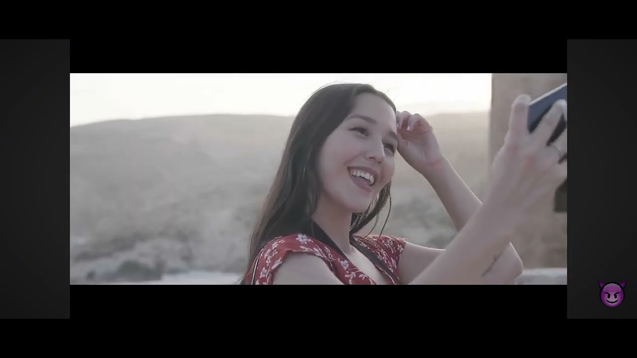 canción de Josefca beats quédate aquí se llama la canción y está to chula y sale Alex también 👏🏻❤️💞💖