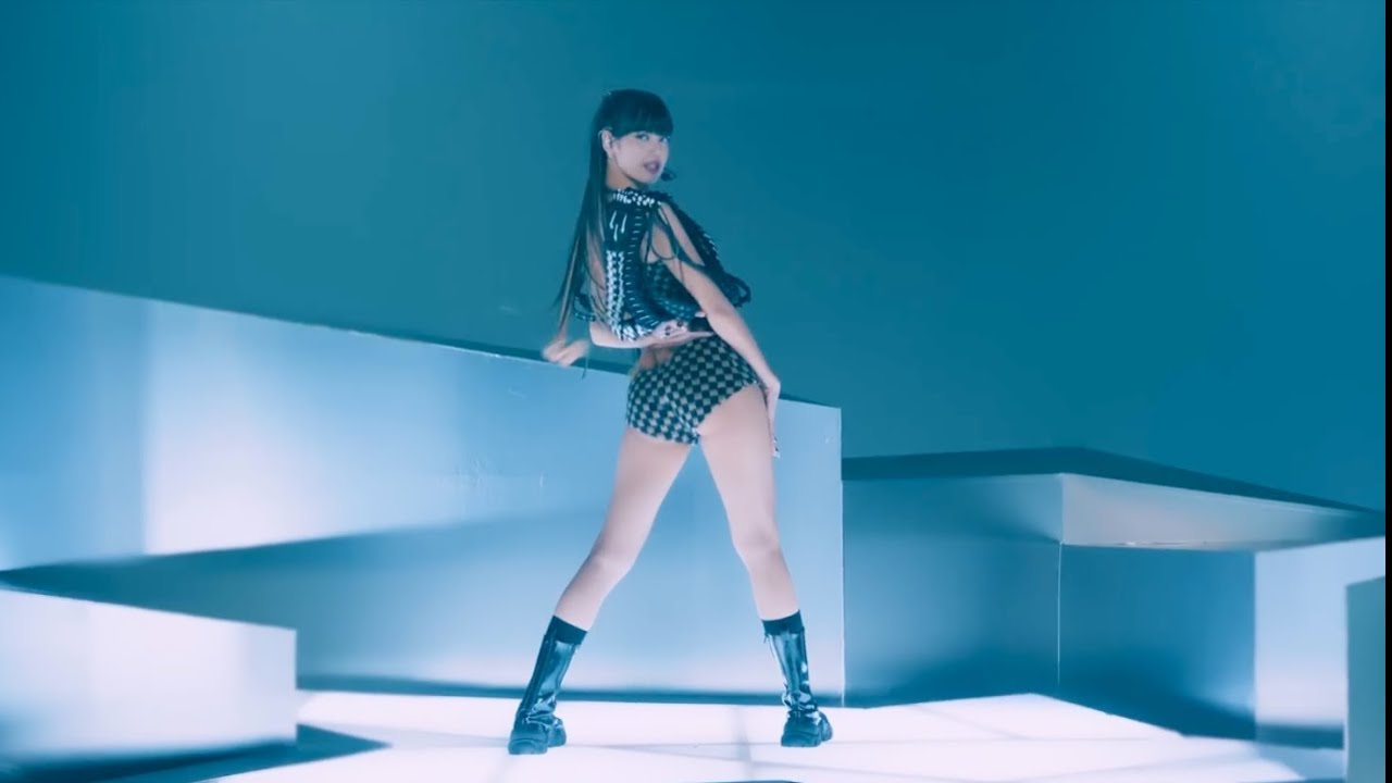 LISA - &lsquo;Rockstar&rsquo; Performance [MIRRORED]