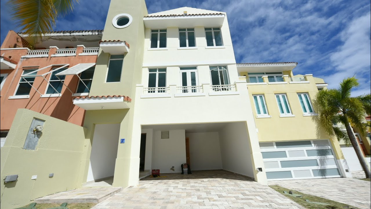Plaza del Puerto - Palmas Del Mar resort