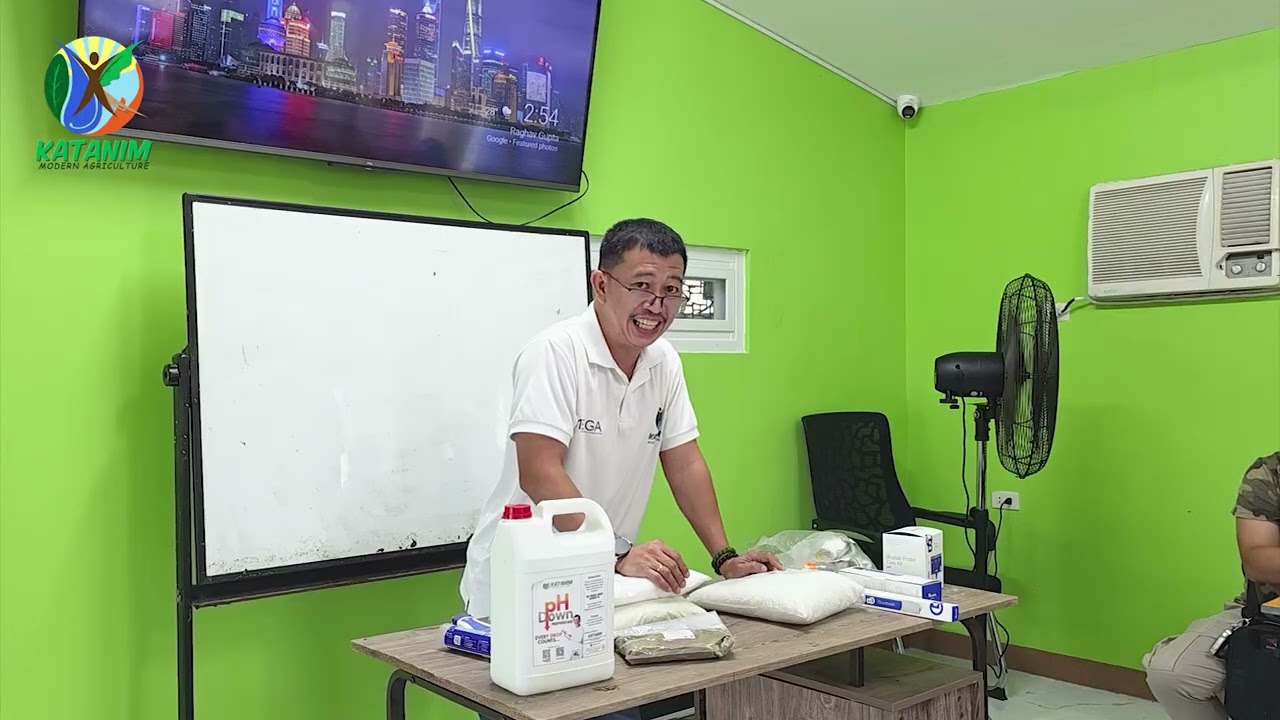 Katanim Explains Hydroponics Basics at Mikos Farm | EC, pH, Nutrients, and More