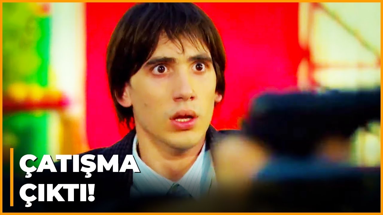 Osman Çatışmanın Ortasında Kaldı! - Öyle Bir Geçer Zaman Ki 84. Bölüm