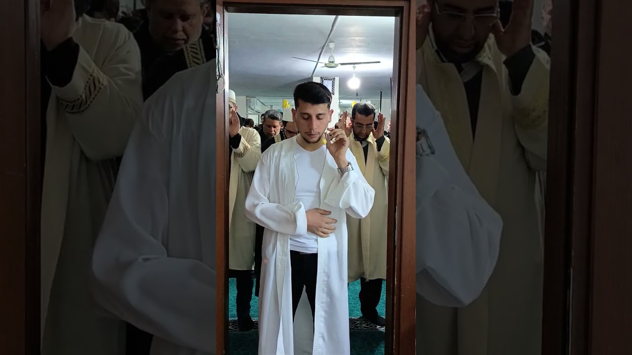 صلاة العشاء والتراويح في مسجد الرابطة بتاريخ ١٧ رمضان ١٤٤٧ 